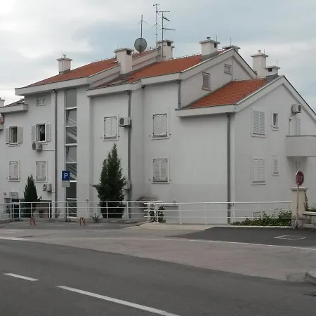 Malkoc * Crikvenica